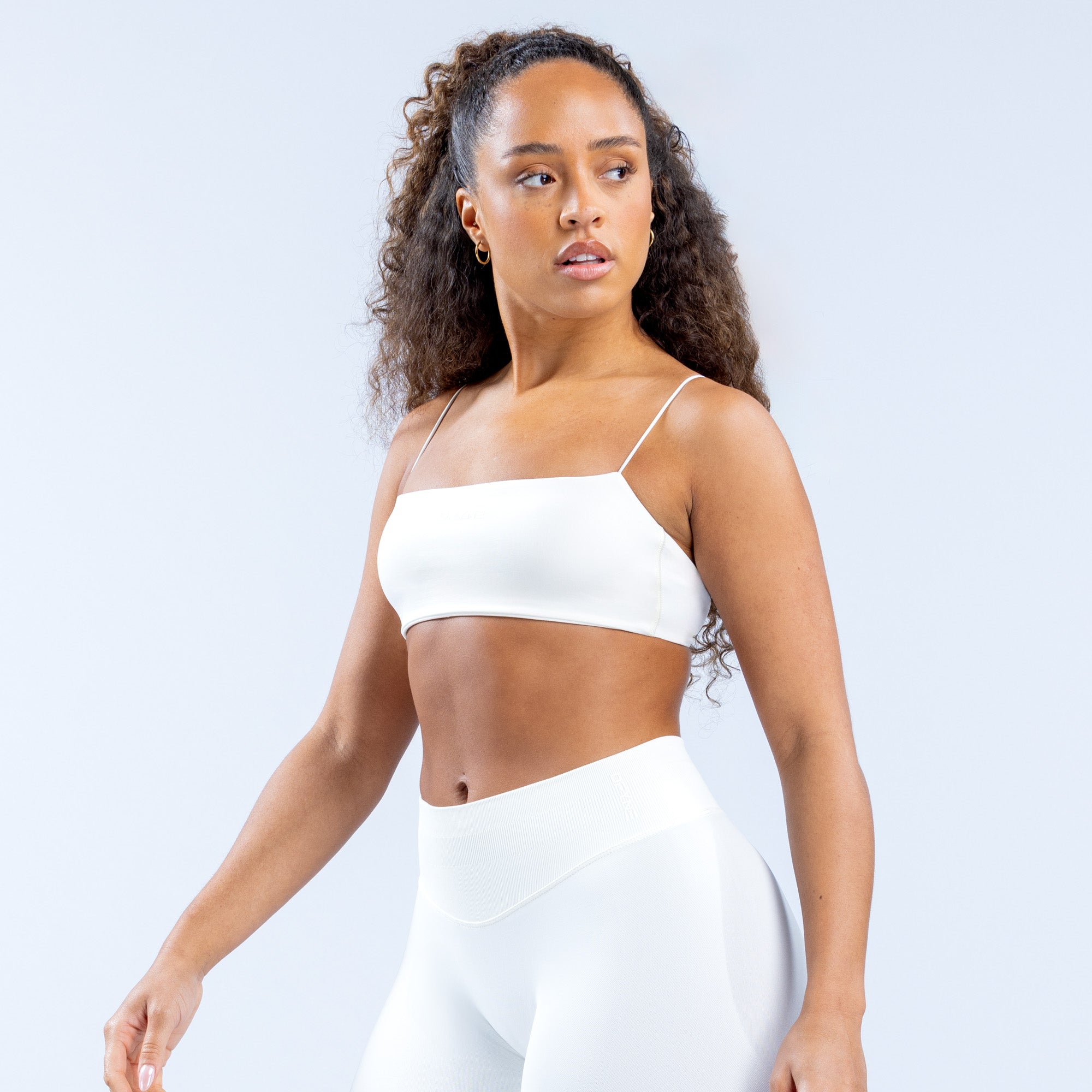 DFYNE Defy Strappy Sports BH Dame Hvide | NM0462871