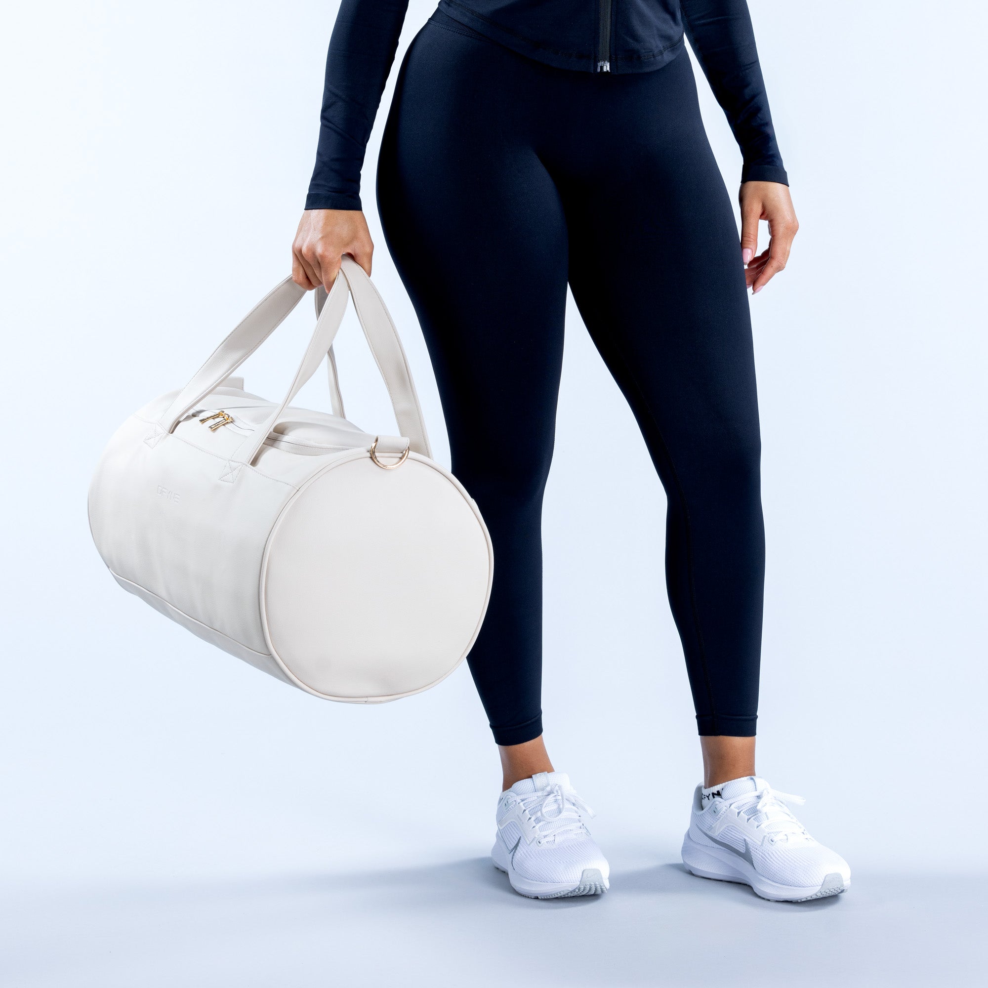 DFYNE Duffel Taske Dame Hvide | UI8341026