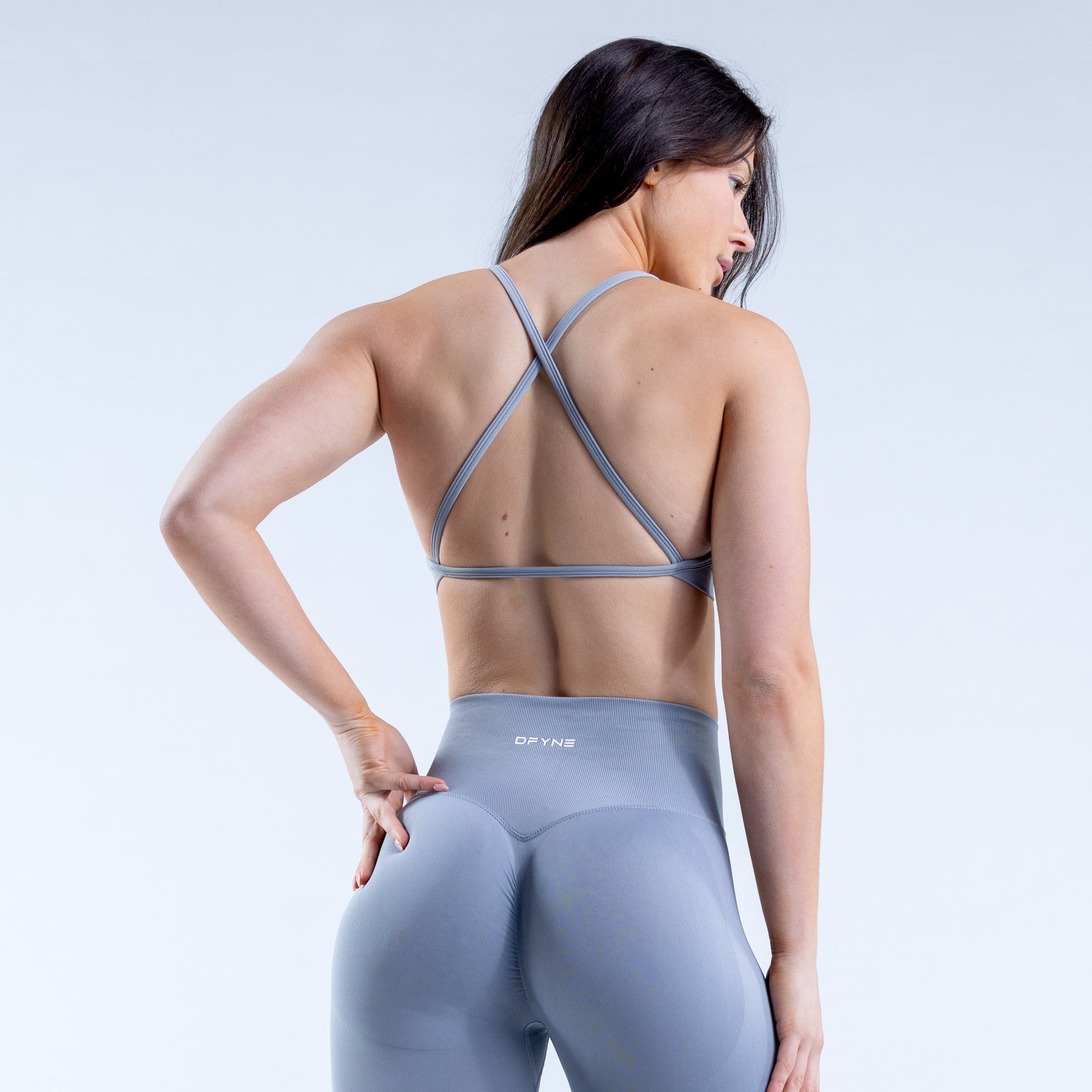 DFYNE Dynamic High Neck Backless Sports BH Dame Lysegrå | MK5408963