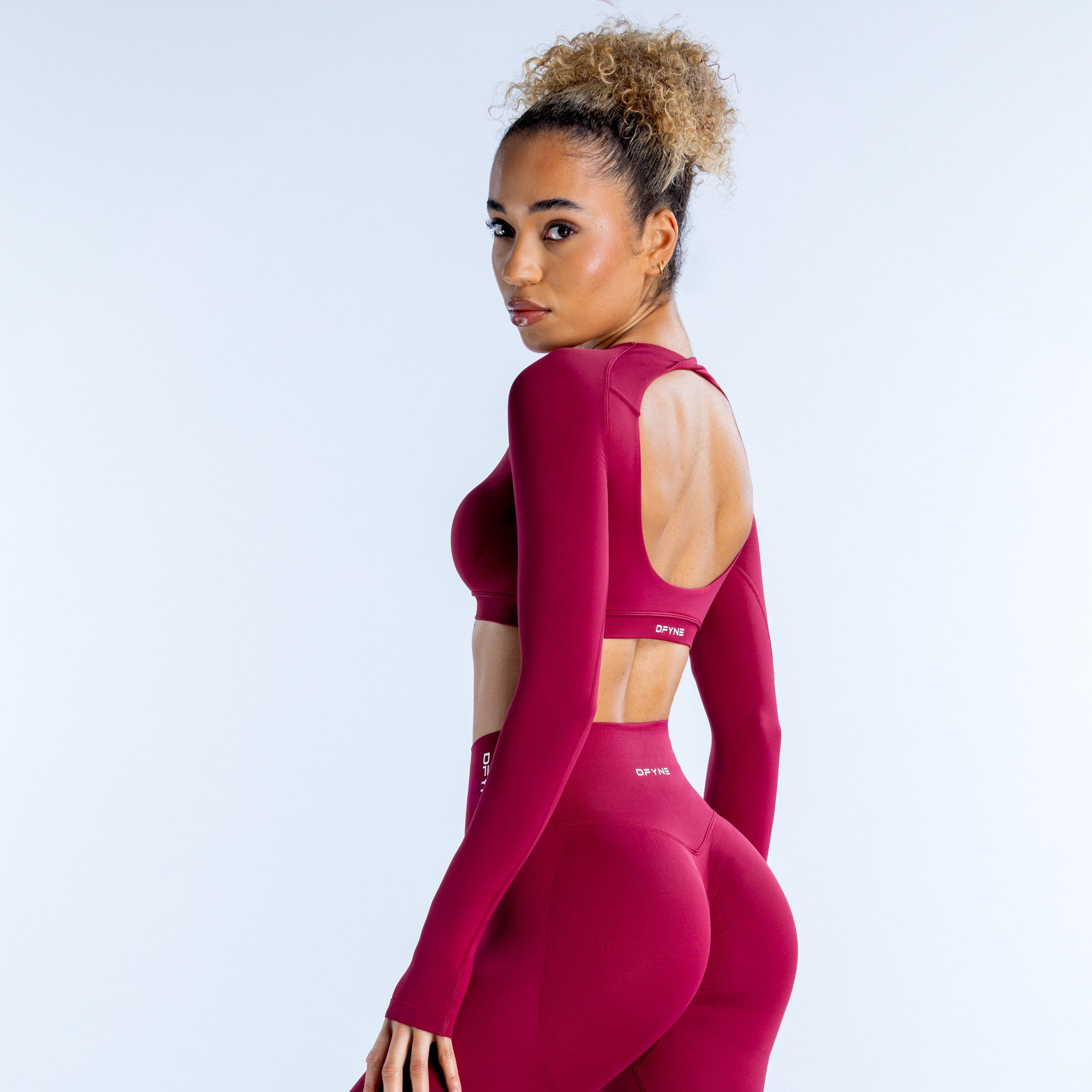DFYNE Dynamic Long Sleeve Crop Top Dame Fuchsia | UK5143967