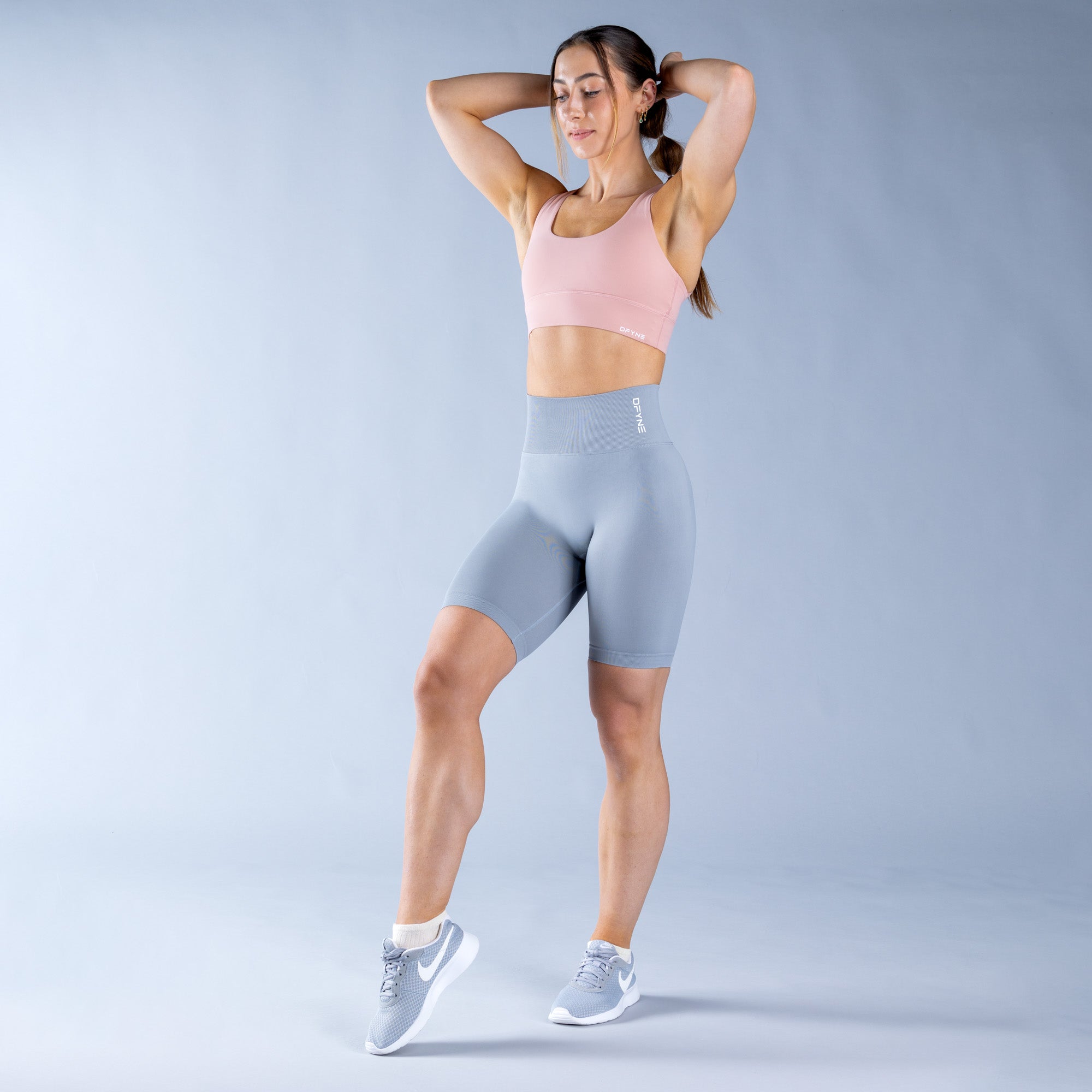 DFYNE Dynamic Shorts Dame Lysegrå | PV1489075