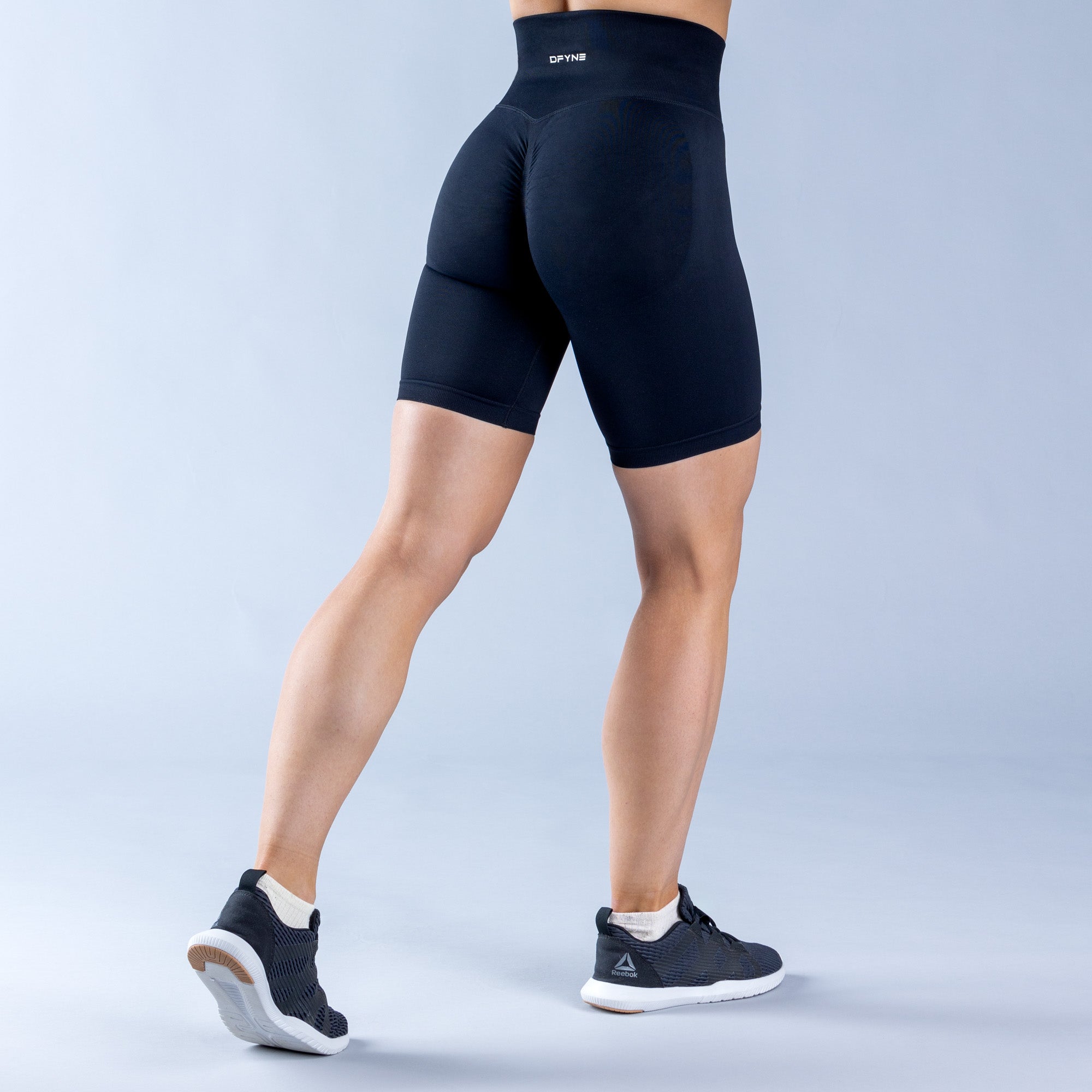 DFYNE Dynamic Shorts Dame Sort | US8420617