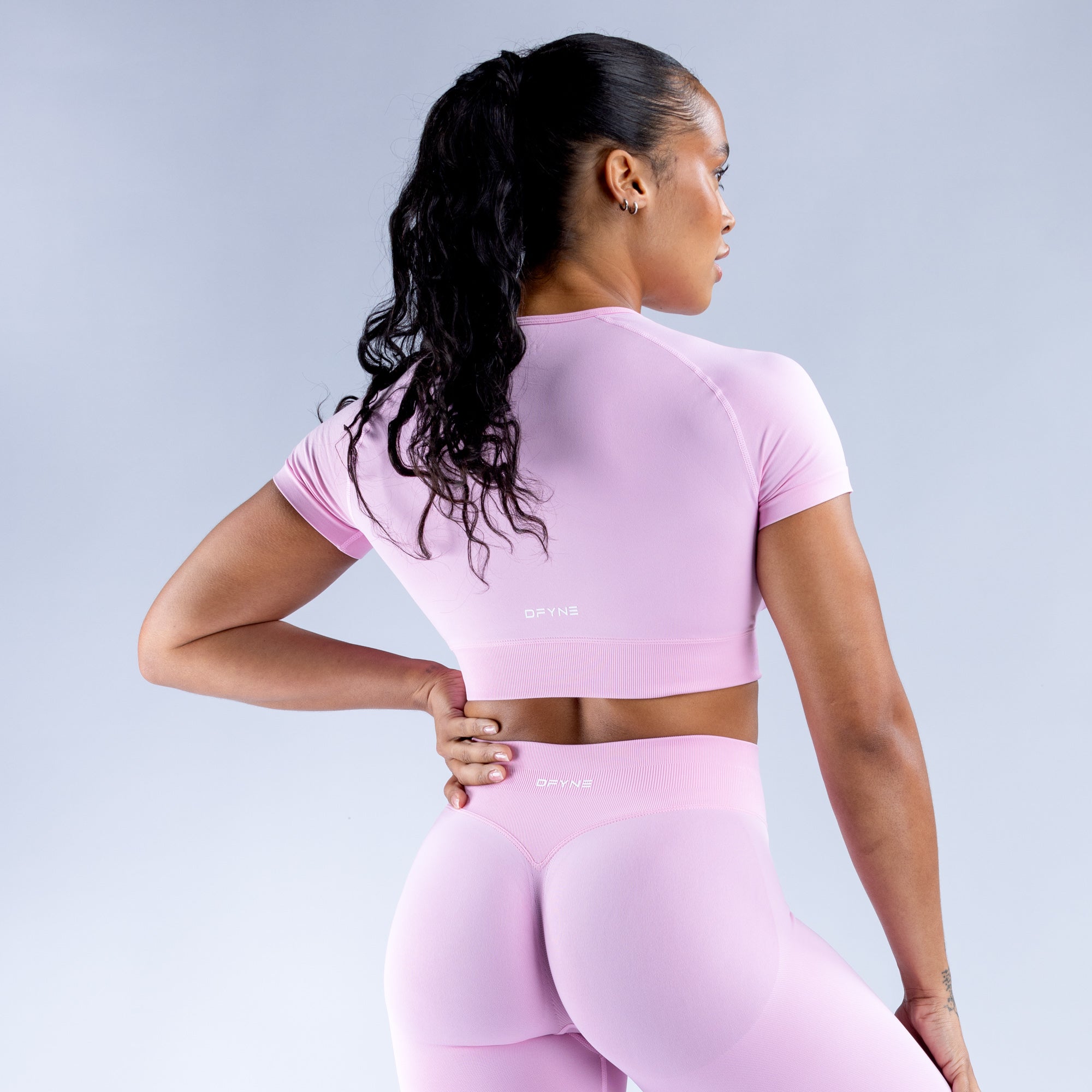 DFYNE Impact Crop Top Dame Lyselyserød Lyserød | IS8039764