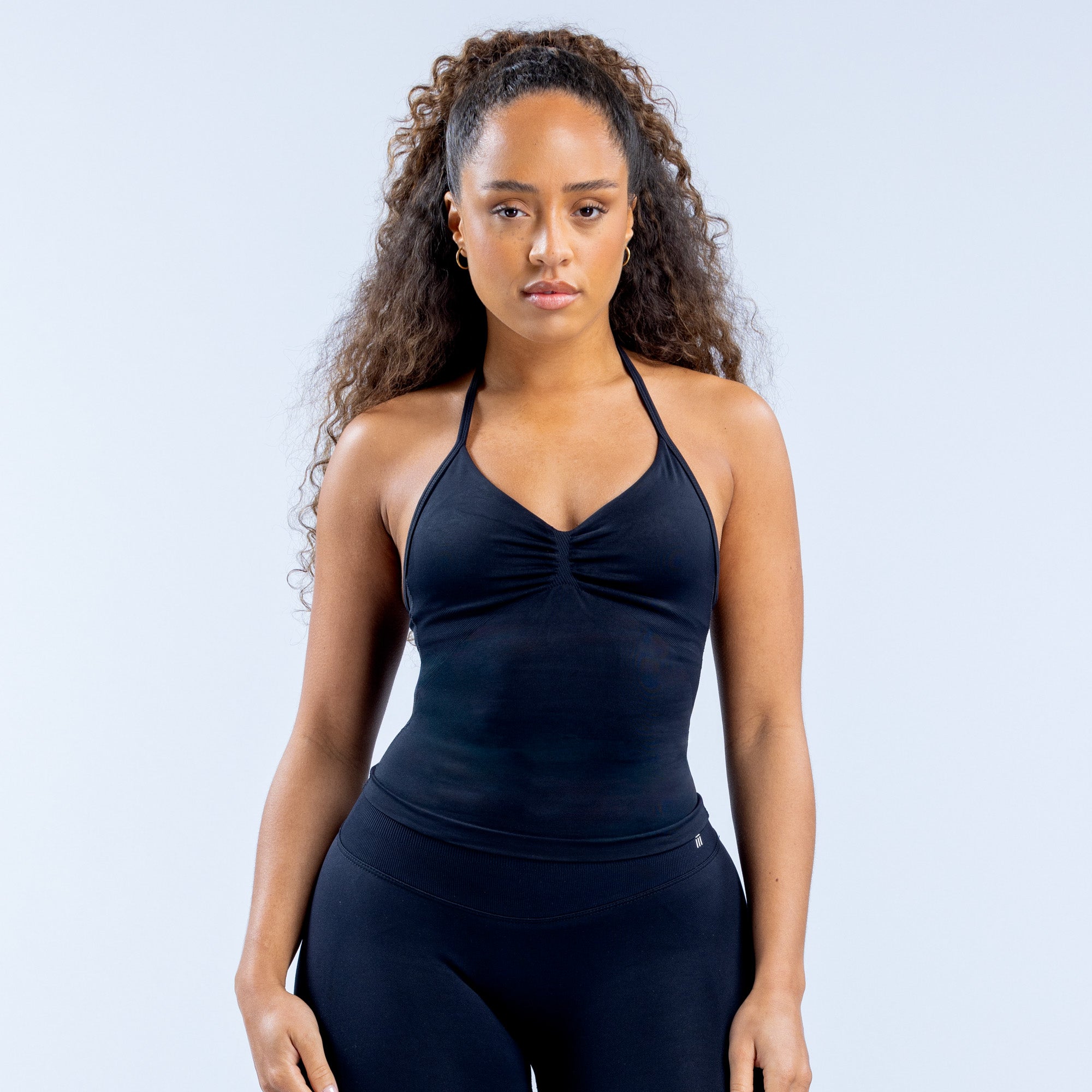 DFYNE Impact Longline Strappy Top Dame Sort | CL7415903
