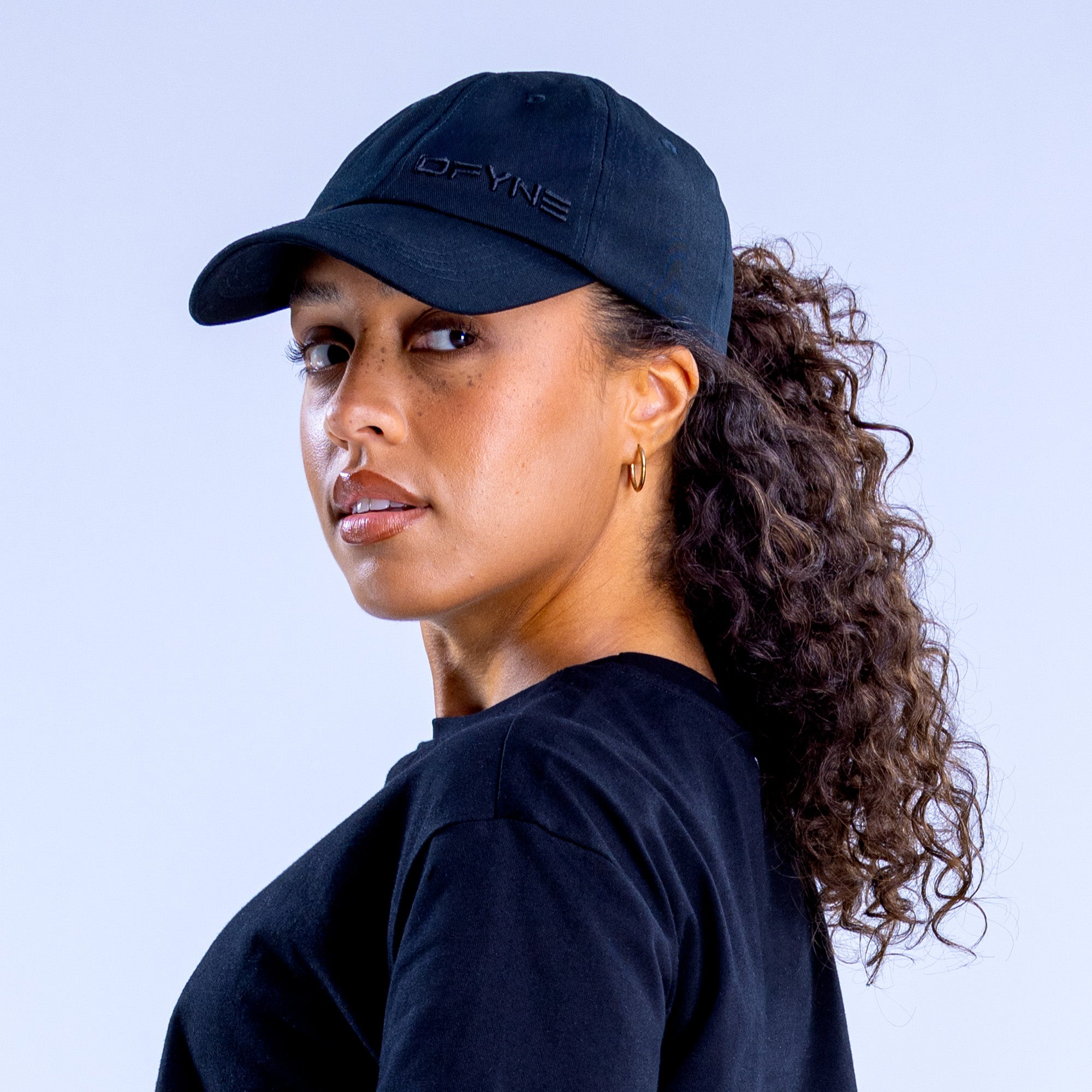 DFYNE Kasket Dame Sort | WV4218095