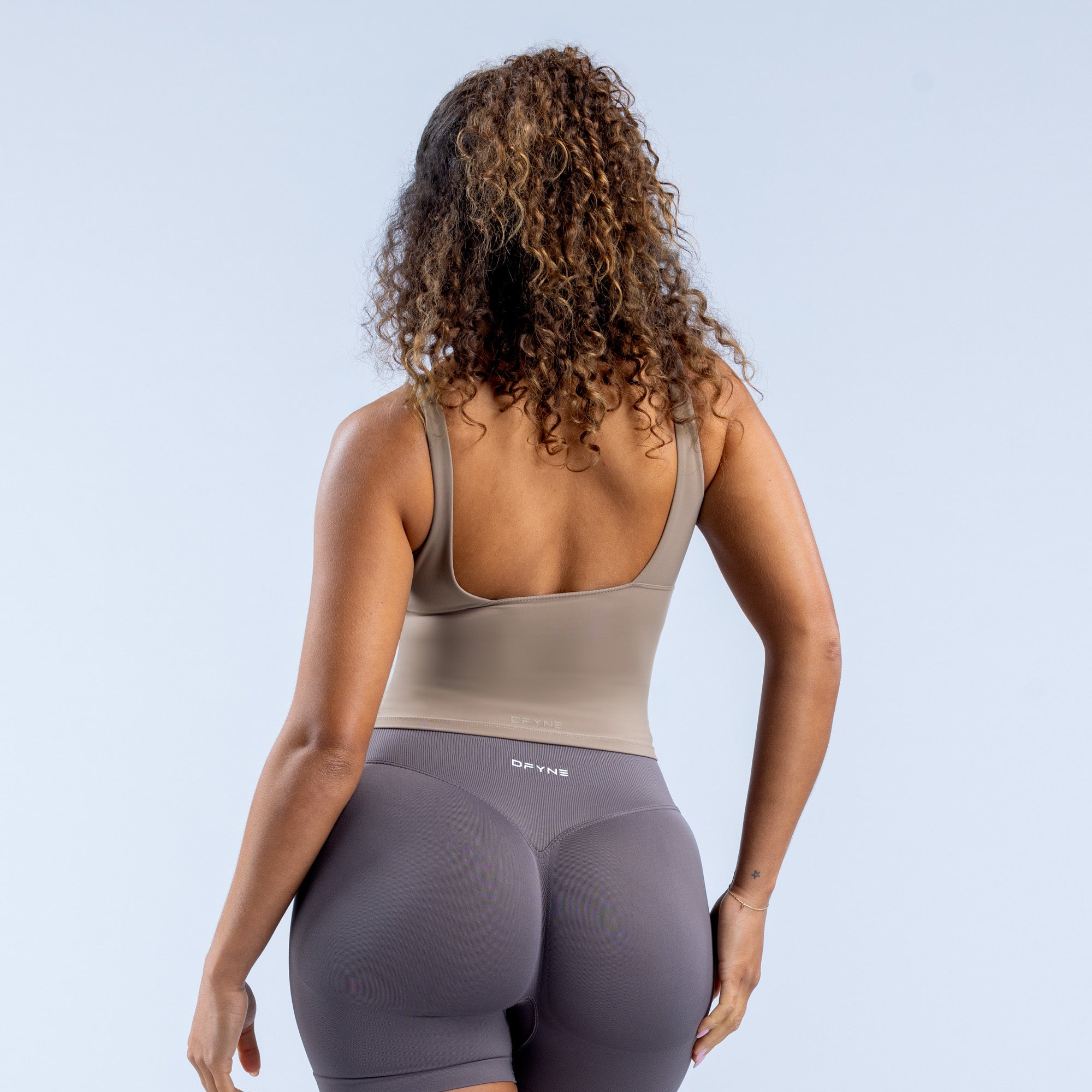 DFYNE Origin Minimal Sports Top Dame Khaki | WJ3407986
