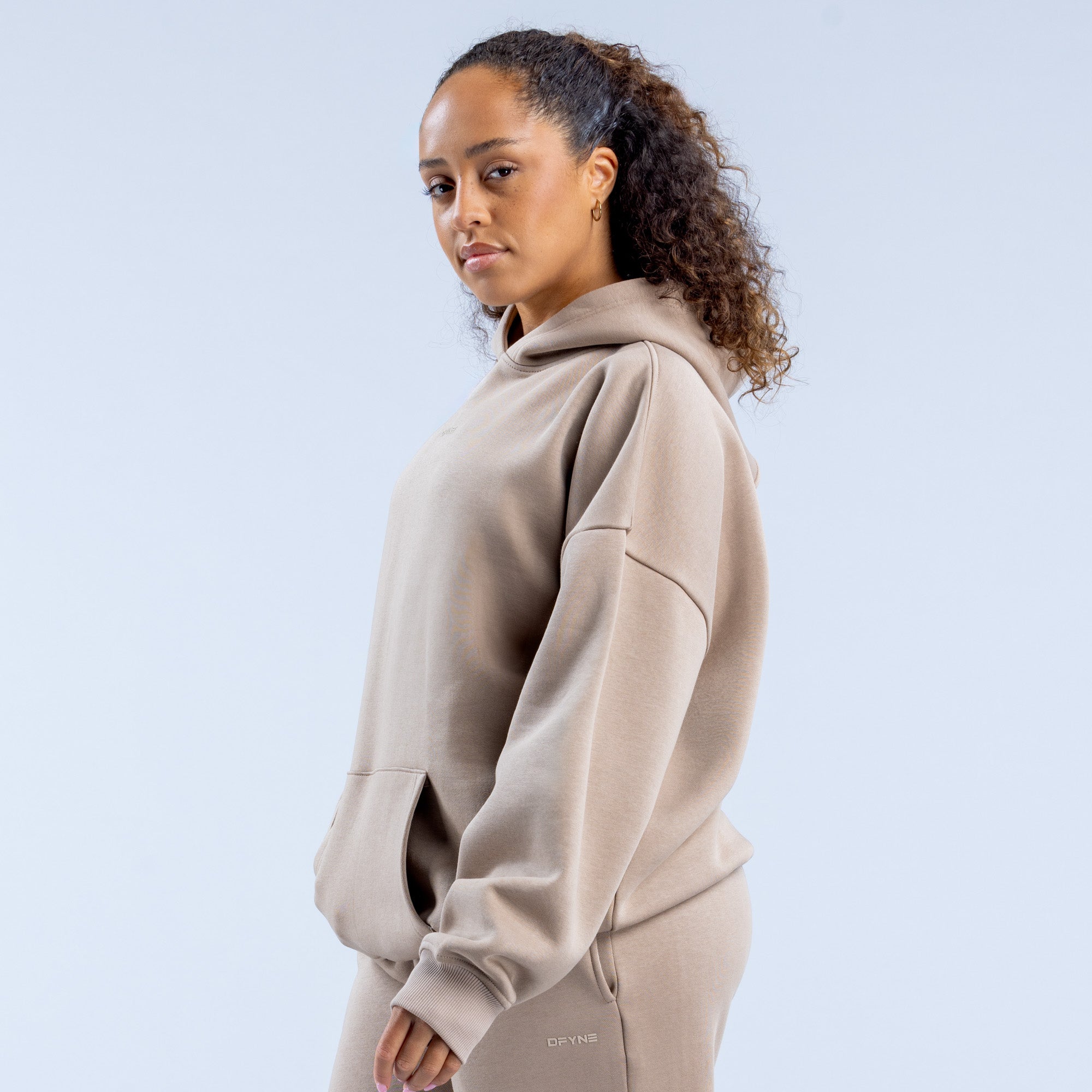 DFYNE Revive Heavy Weight Hættetrøje Dame Beige | QI3587490