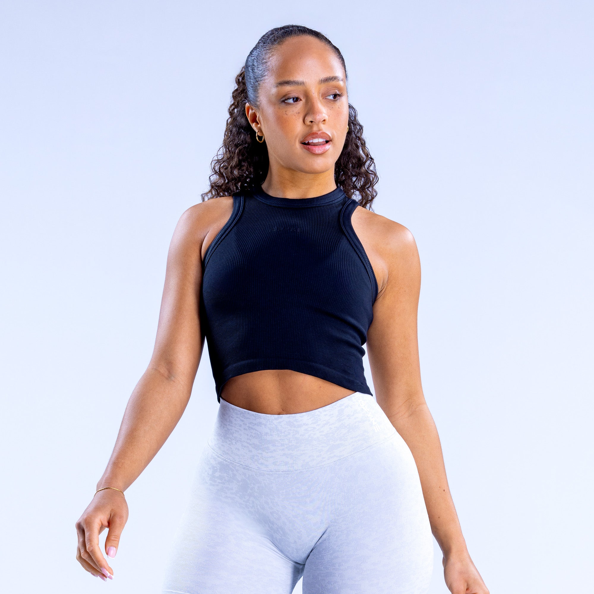 DFYNE Revive Racer Top Dame Sort | YZ2360498