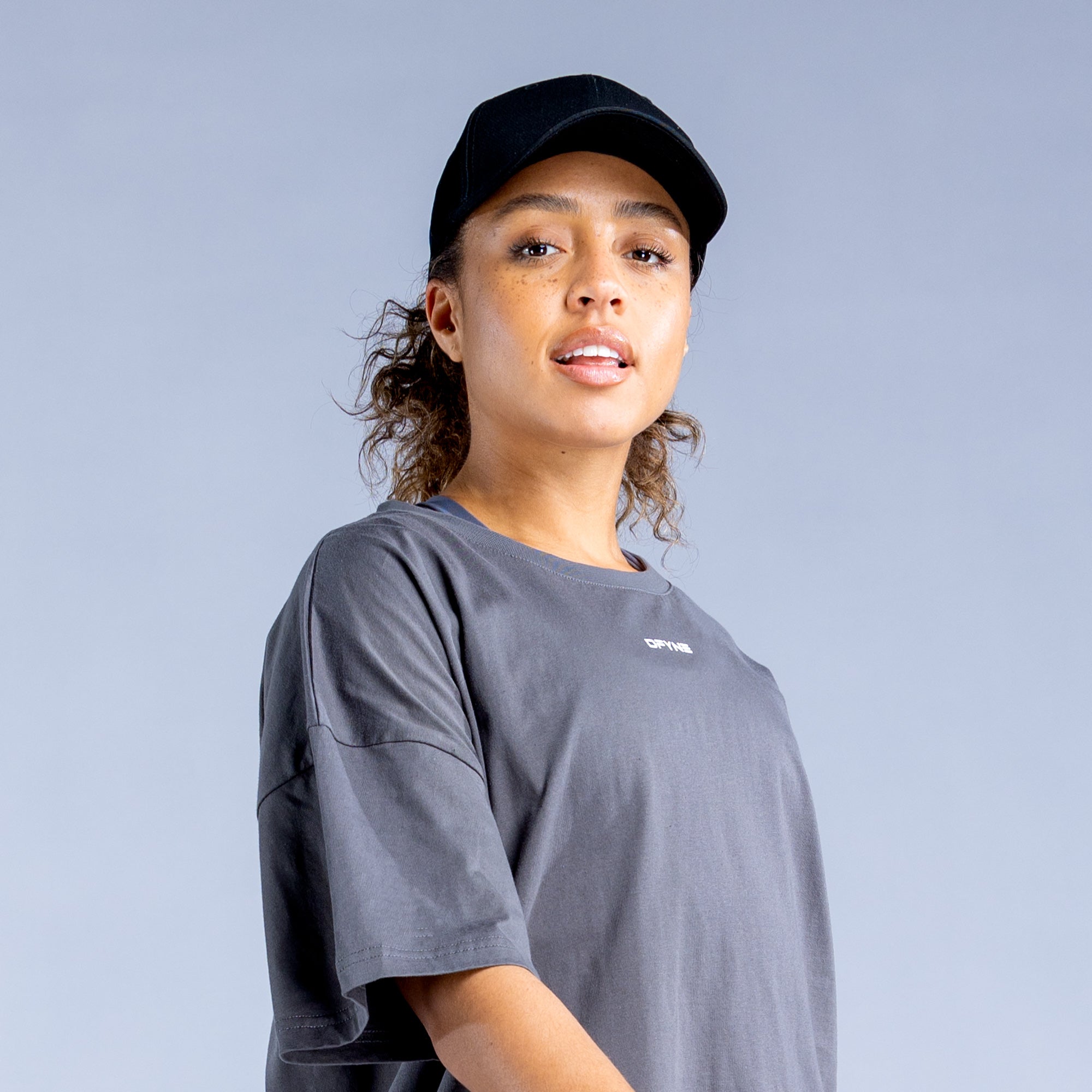 DFYNE Signature Kasket Dame Sort | LQ7192843