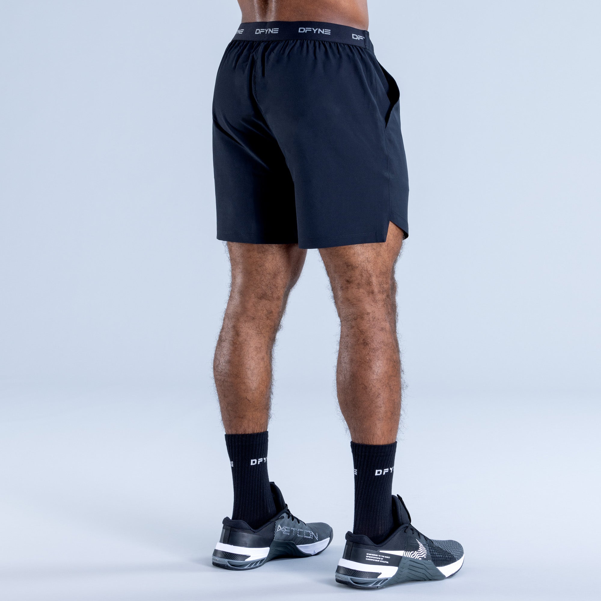 DFYNE Stealth Training Shorts Herre Sort | UK3860951